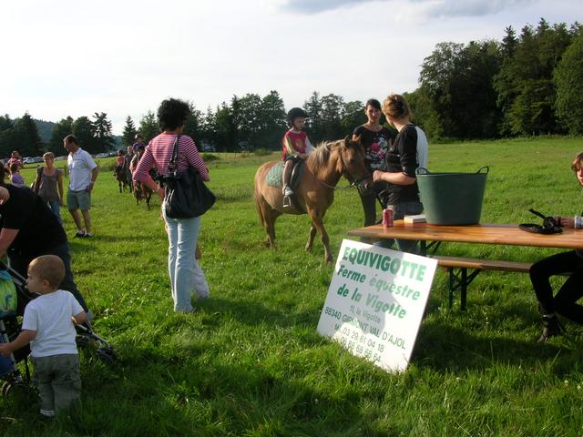 marche d ete voitures anciennes 030