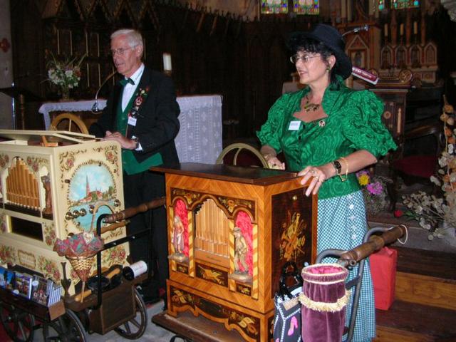 Marche d ete 5 aout 2005 Festival musique mecanique 045