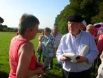 Croix du Jéranceau Avec le Pere Eveque 025