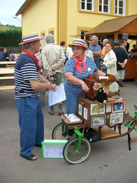 Marche d ete 5 aout 2005 Festival musique mecanique 039