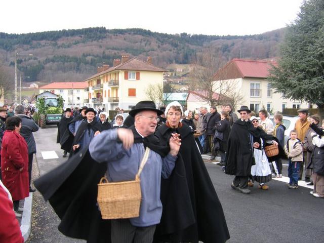 Foire aux andouilles 2006 petite061