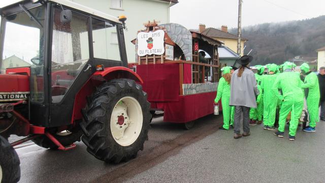 Foire des andouilles et messe sante 054