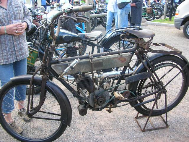 Marche Motos anciennes 031