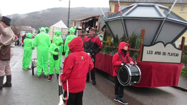 Foire des andouilles et messe sante 044