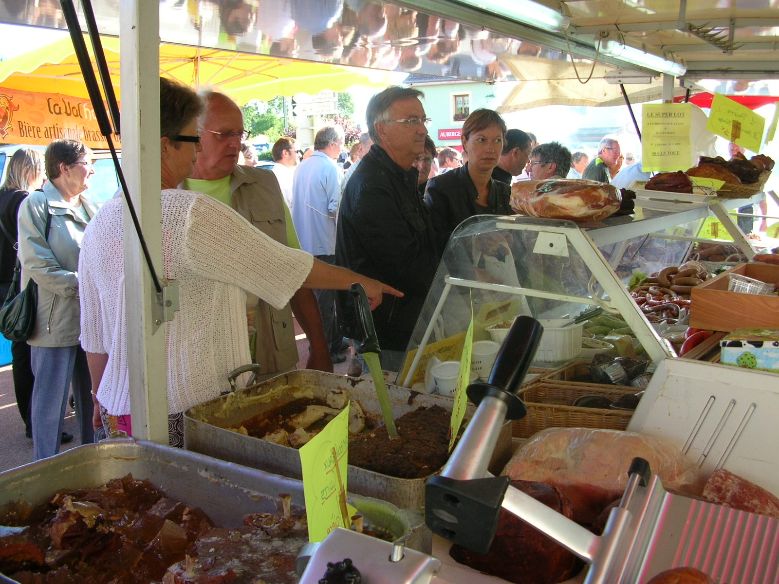 marche d ete voitures anciennes 089