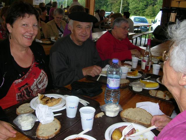 Marche d ete repas lard gaufres 055