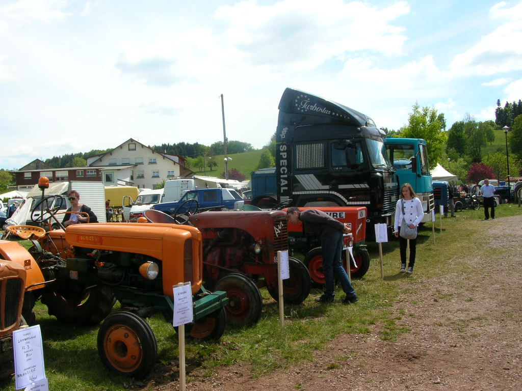 Vieux materiel agricole Samedi 038