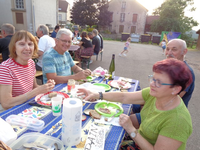 1er Marche d ete patois epinette musique ecole (73) (Small)