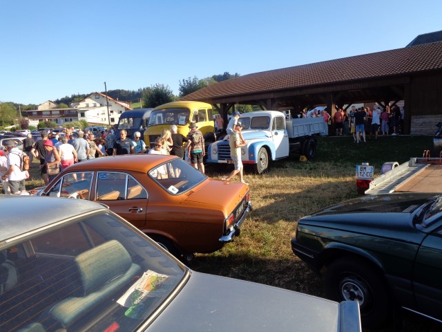 8 Marche d ete Vehicules anciens (79) (Small)