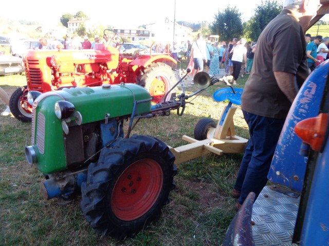 8 Marche d ete Vehicules anciens (85) (Small)