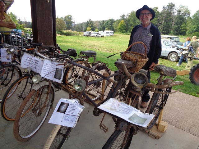 9 Vehicules anciens (49) (Small)