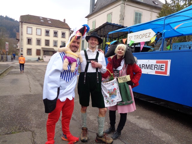 Defile Foire aux andouilles (12) (Small)