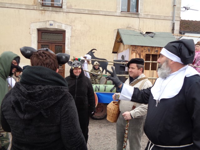 Defile Foire aux andouilles (51) (Small)
