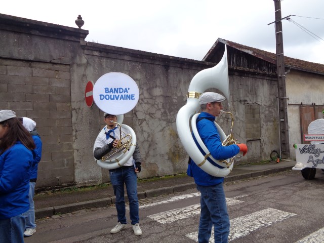 Defile Foire aux andouilles (54) (Small)