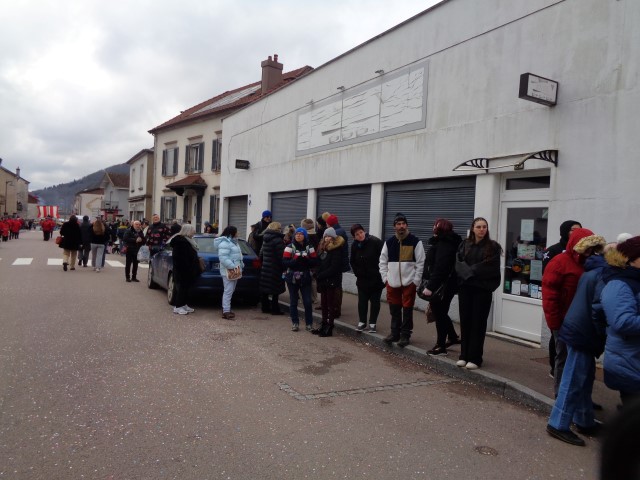Defile Foire aux andouilles (97) (Small)