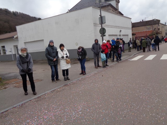 Defile Foire aux andouilles (98) (Small)