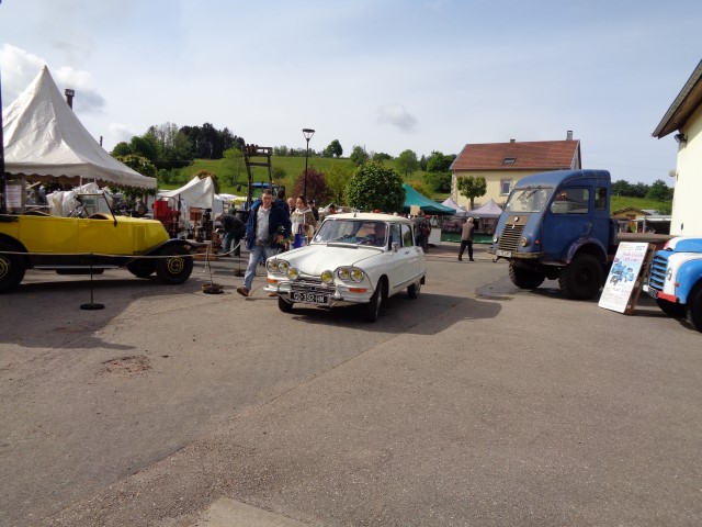 Materiel agricole dimanche matin (52) (Small)