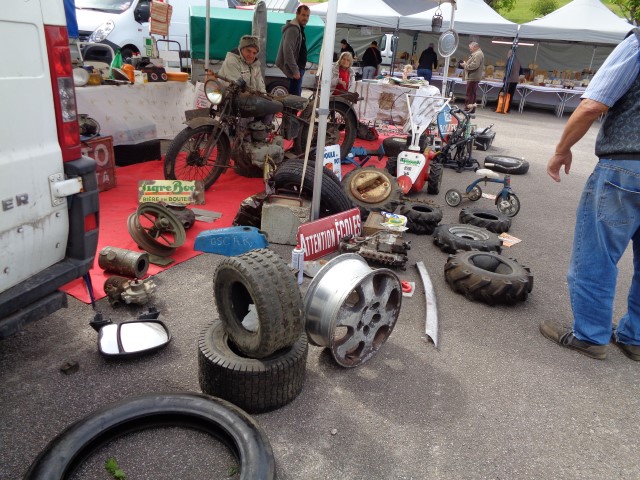 Materiel agricole dimanche matin (89) (Small)