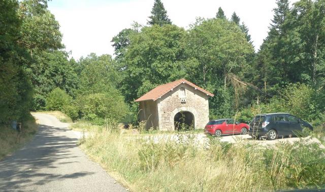 Au Villerain l'eau est bien claire, lieu de fraicheur (1) (Small)