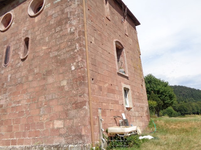 Hérival demeure un lieu à visiter, on y apprécie le côté artistique des propriétaires des lieux (9) (Small)