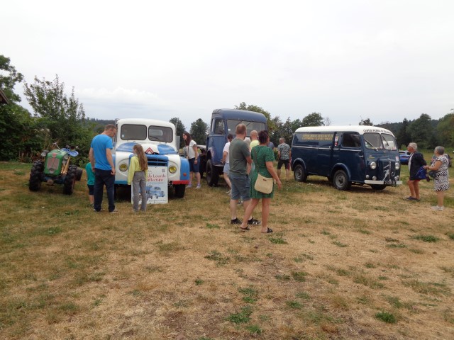 4 Vehicules ancien et orgues de Barbarie (18) (Small)